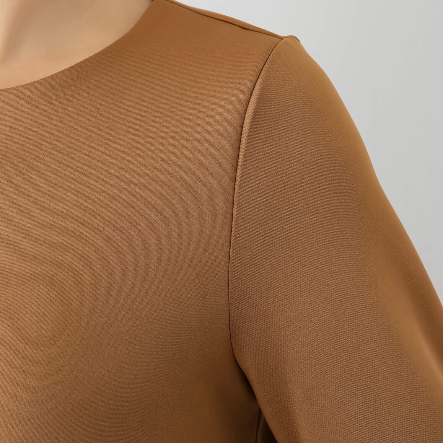 パルムミミ エレガントを気軽にまとう パールビジュウ付 Ａラインワンピース