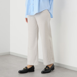 アトリエール きれいめコーデュロイ ソフトストレッチ タックワイドパンツ
