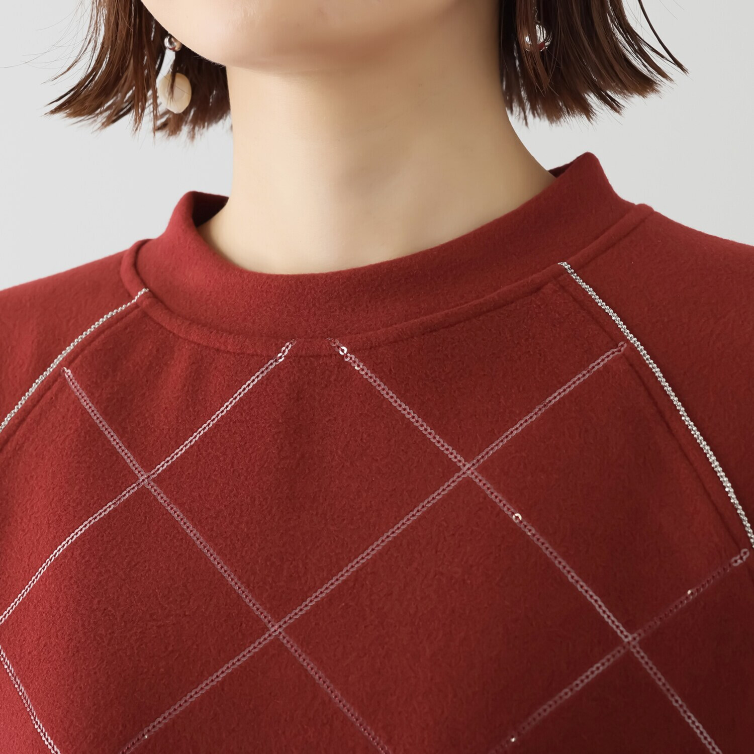 ミミコプラス キラキラテープ＆ スパンコール刺しゅう ふわっと軽い着心地 起毛素材プルオーバー