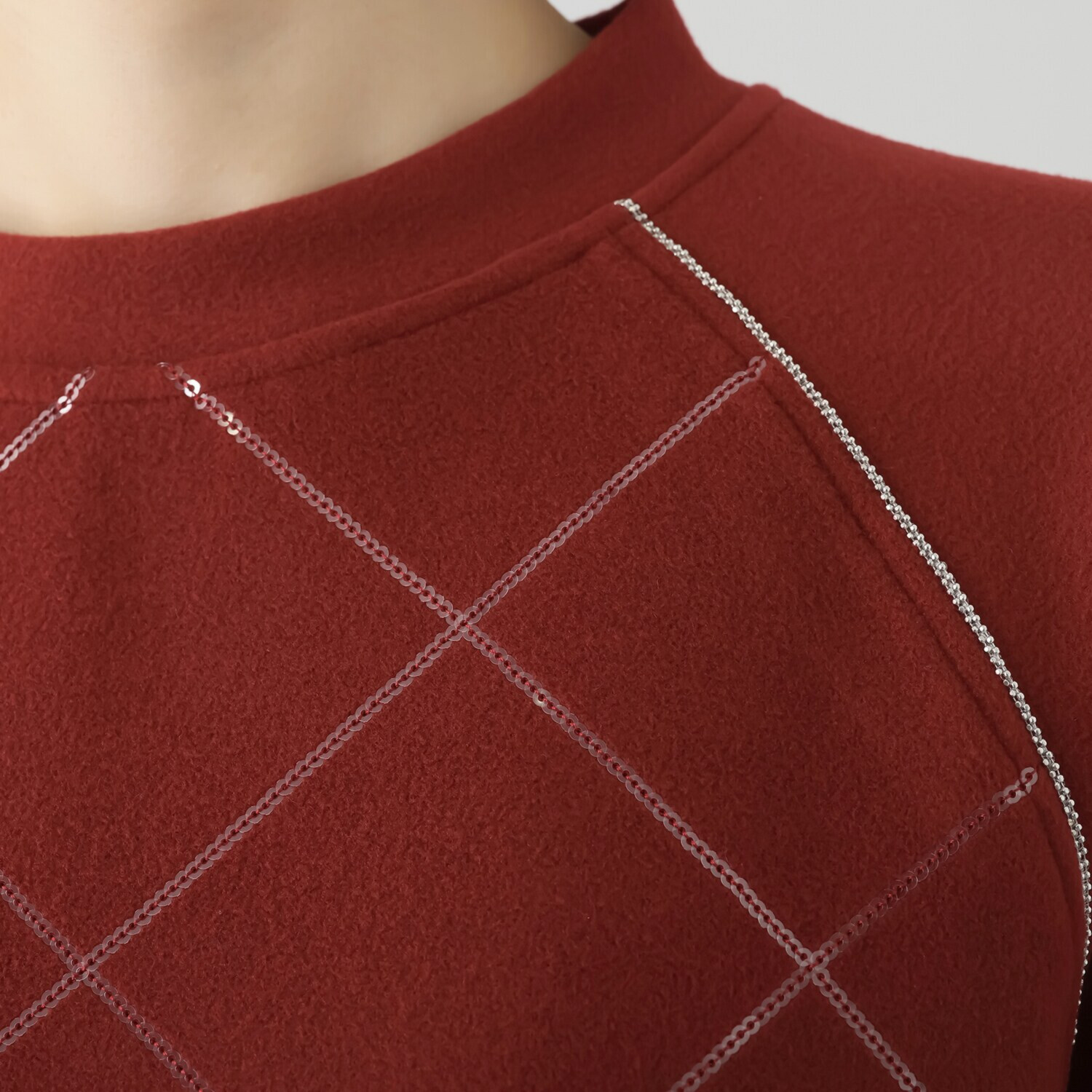 ミミコプラス キラキラテープ＆ スパンコール刺しゅう ふわっと軽い着心地 起毛素材プルオーバー