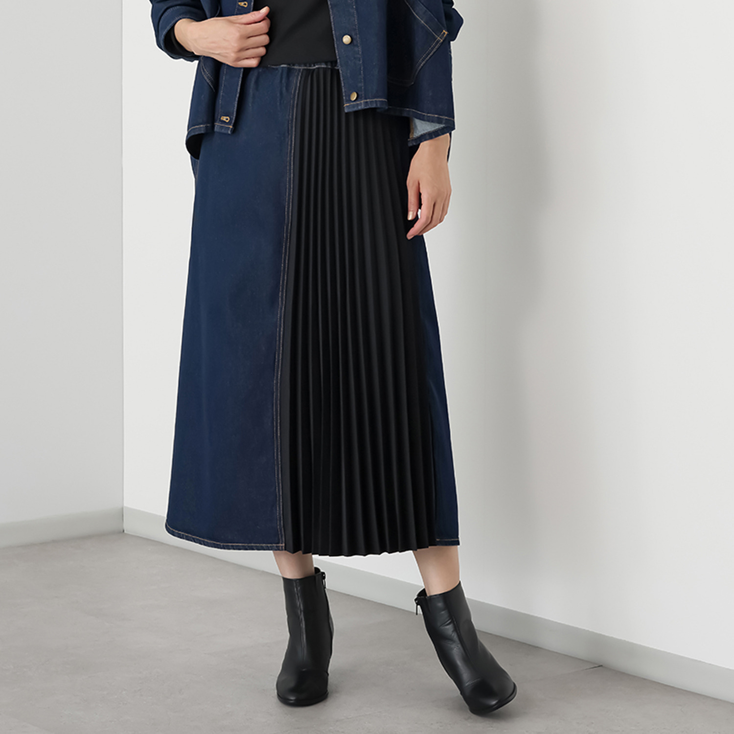 ミミコプラス プリーツが美しく スタイルアップが叶う なめらかな肌触り デニムロングスカート