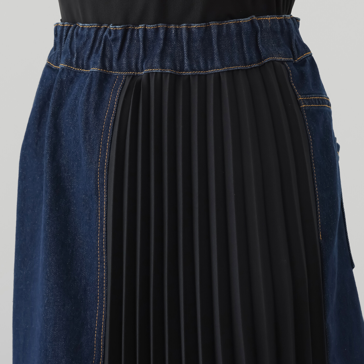 ミミコプラス プリーツが美しく スタイルアップが叶う なめらかな肌触り デニムロングスカート