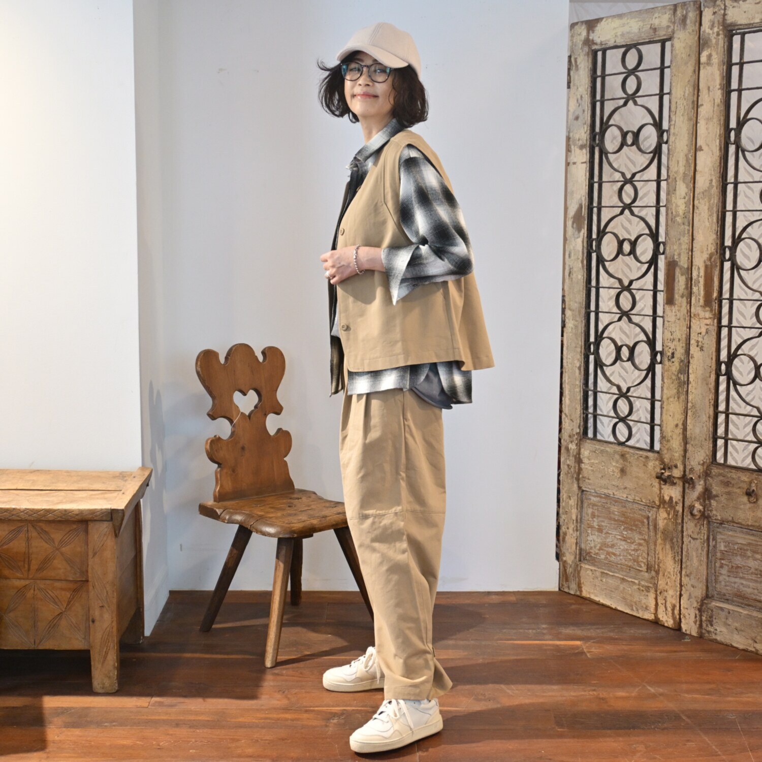 リラリー 裾アレンジ 大人のチノパンツ