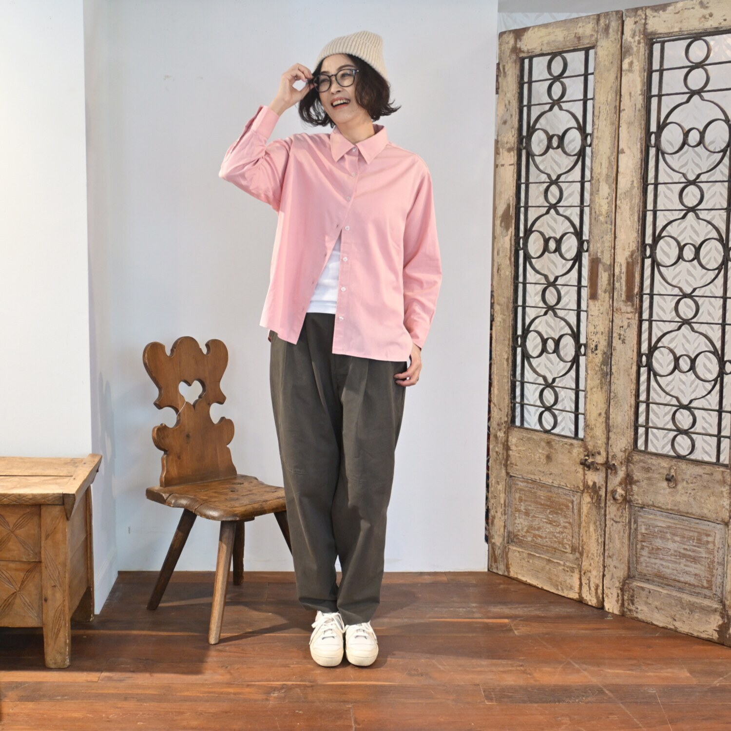 リラリー バックラインシャツ