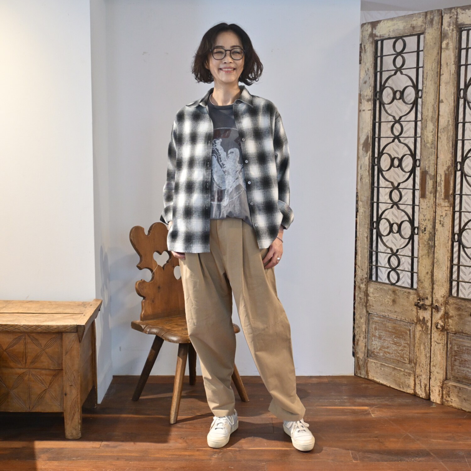 リラリー バックラインシャツ