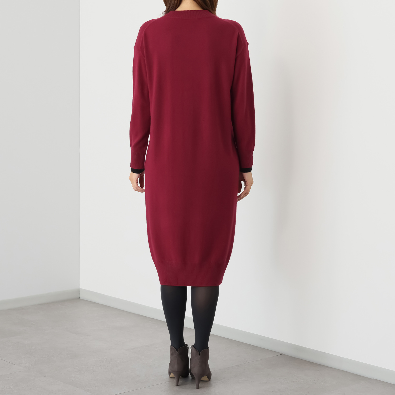 ナチュラム カシミヤ１００％ 贅沢シルエットの ニットワンピース