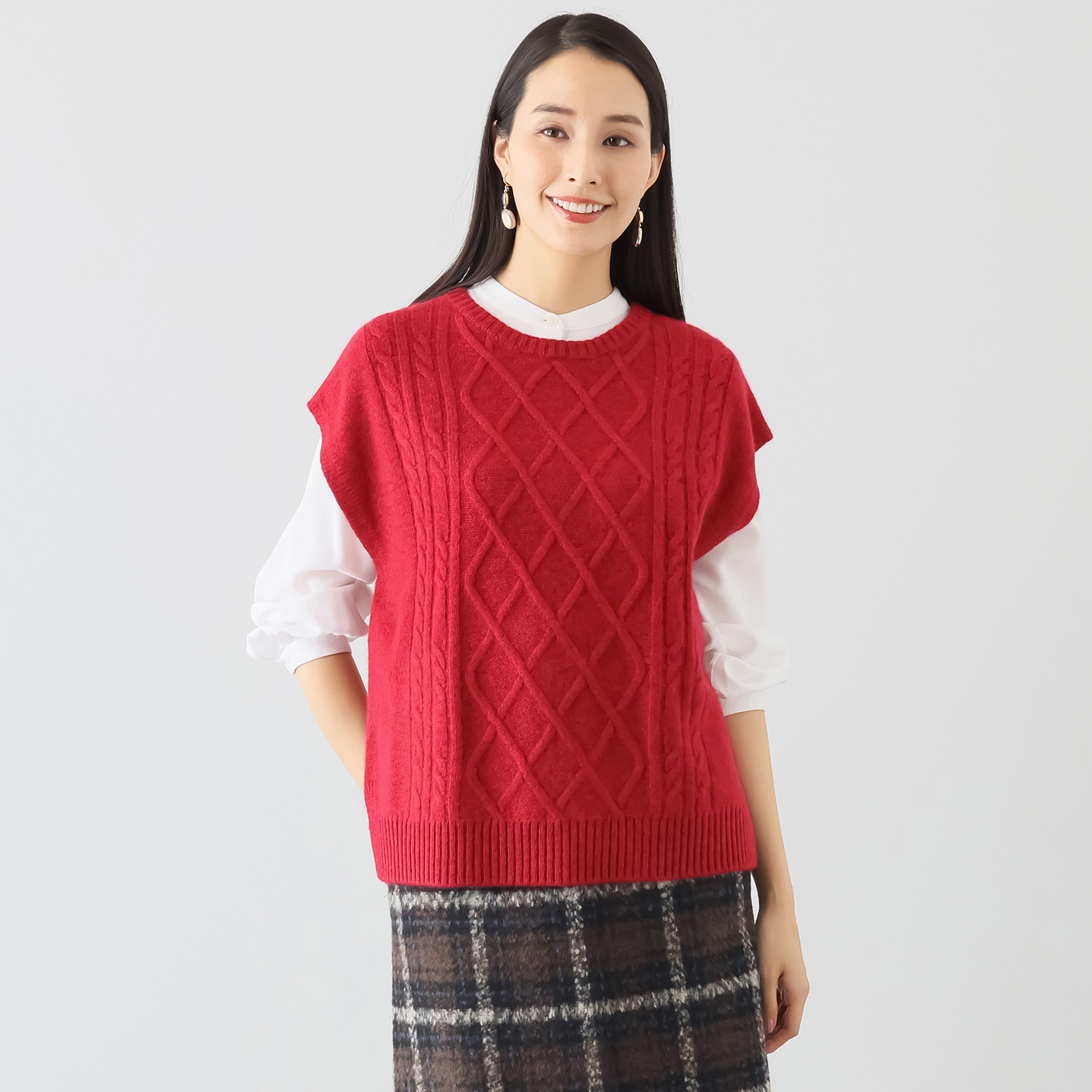 ナチュラム お手入れ簡単 カシミヤヤクの ゆったりシルエットの デザインベスト