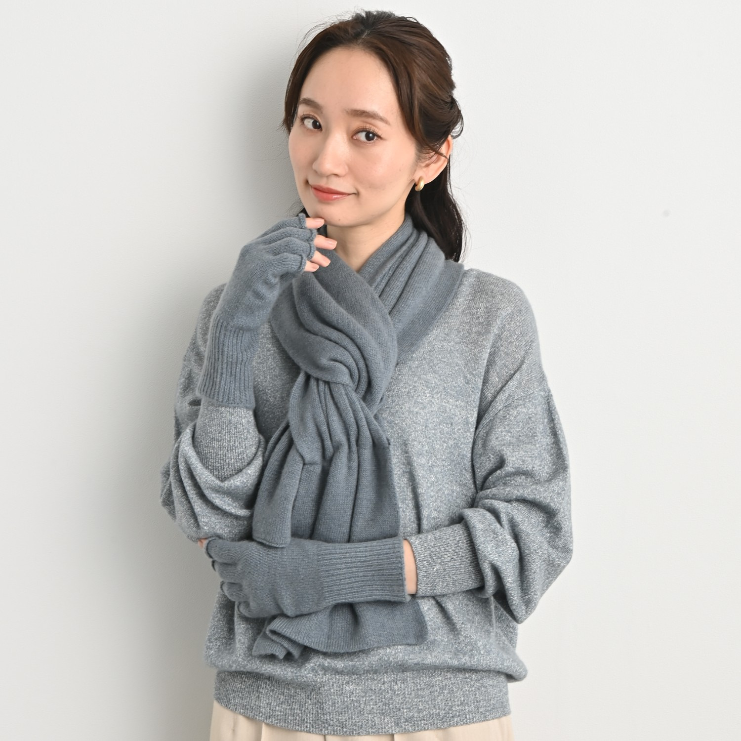 ティエドゥール 内モンゴル産 アルバスカシミヤ１００％ 指出しニットグローブ