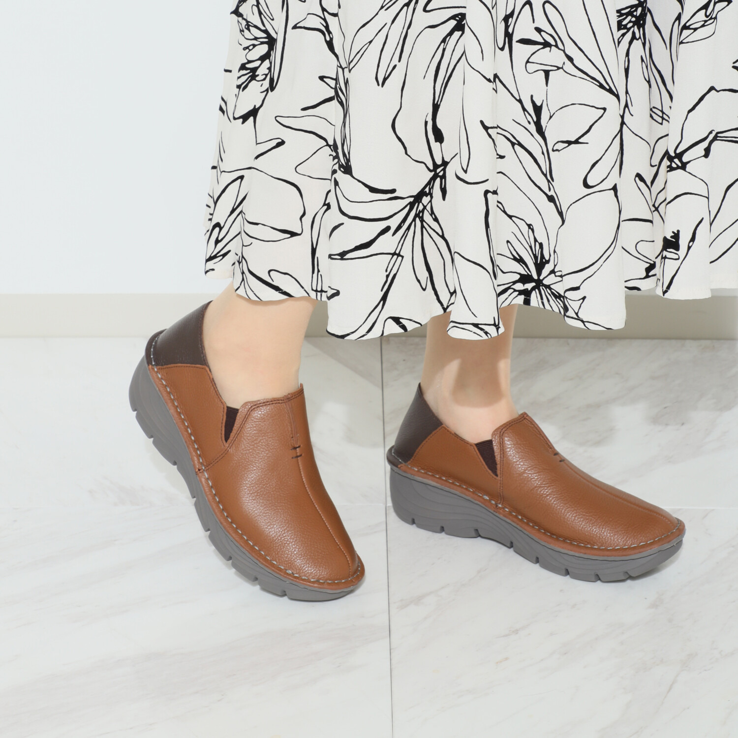 ミントドロップ 牛革 ウェッジソール 軽量スリッポンシューズ