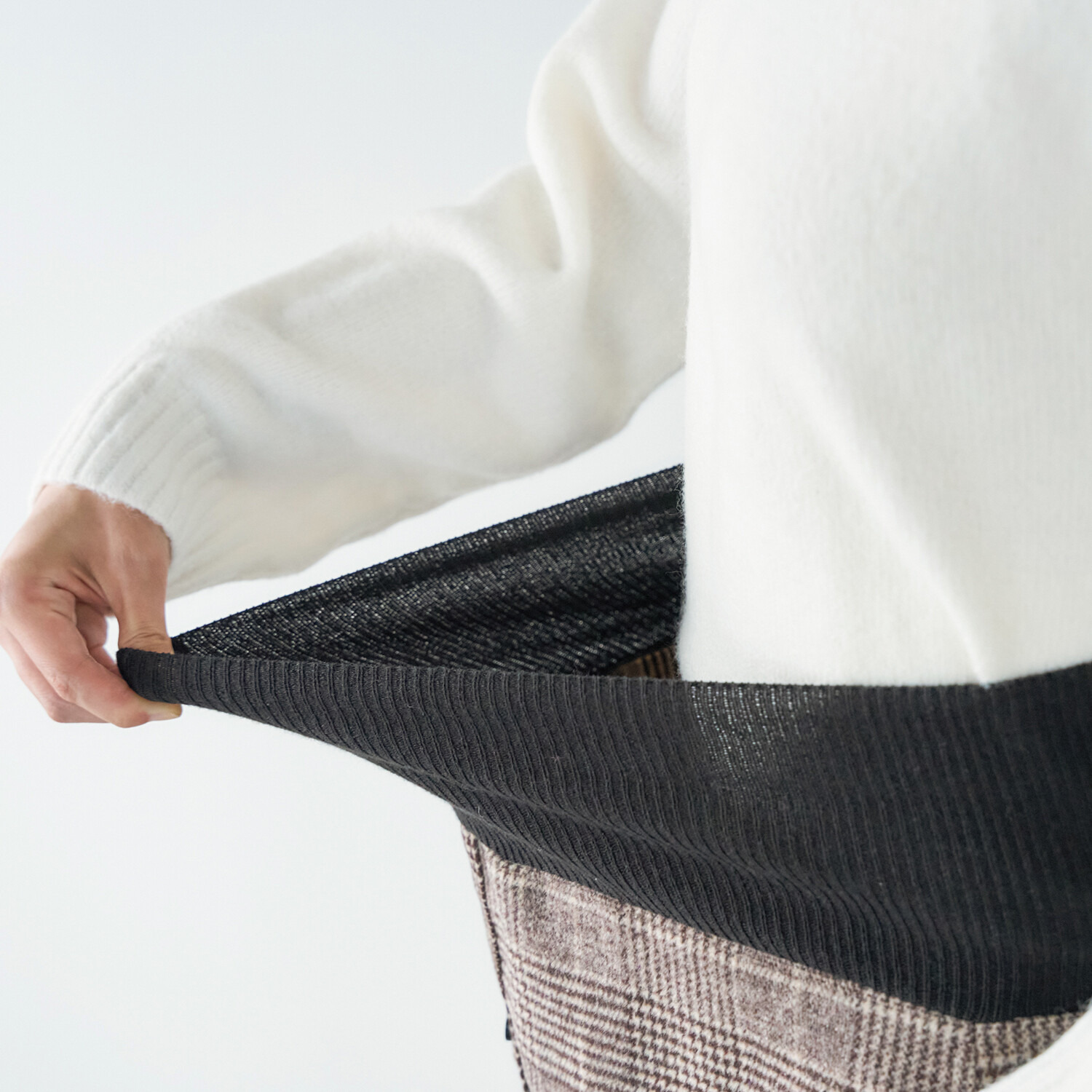 はくだけサッと体型カバー パチッ！と対策 まるで重ね着 おしりカバー２色セット