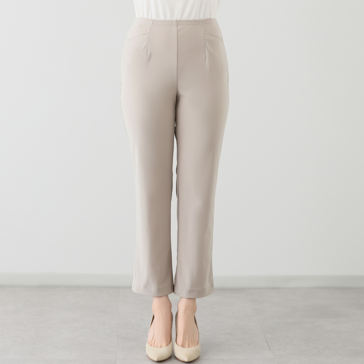 ピーツー ナイロン混ハイストレッチ ストレートパンツ ＜股下６４ｃｍ＞