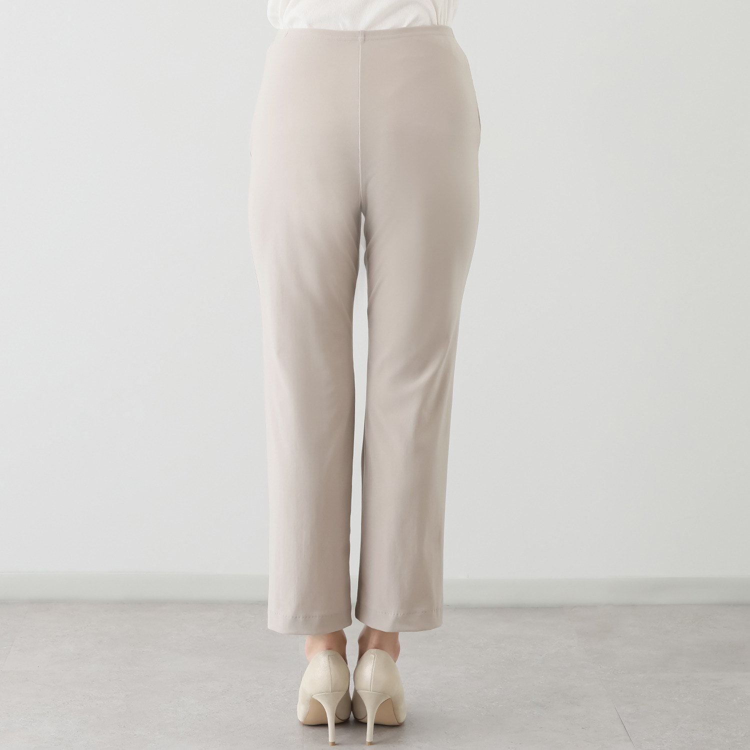 ピーツー ナイロン混ハイストレッチ ストレートパンツ ＜股下６４ｃｍ＞