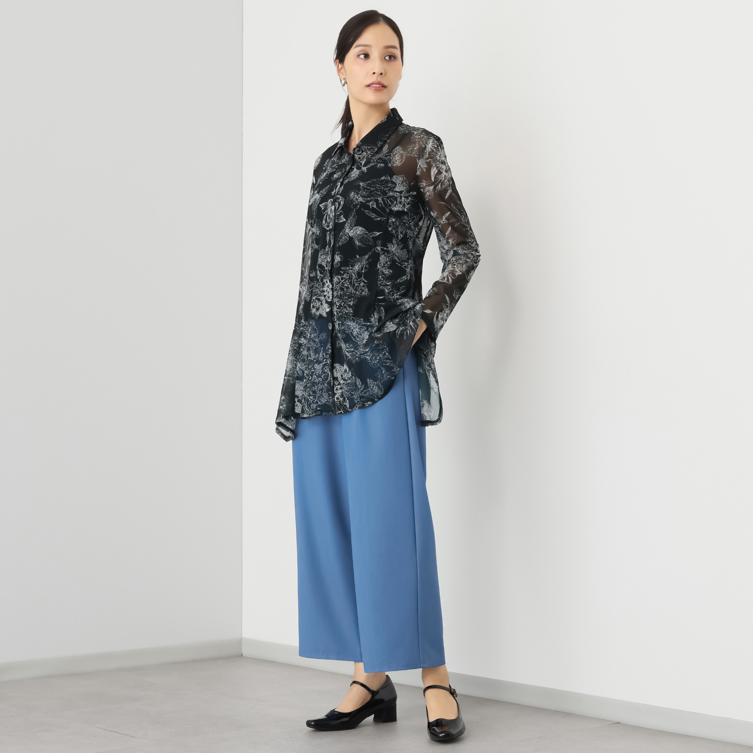 ダジュール パワーネット プリントブラウス