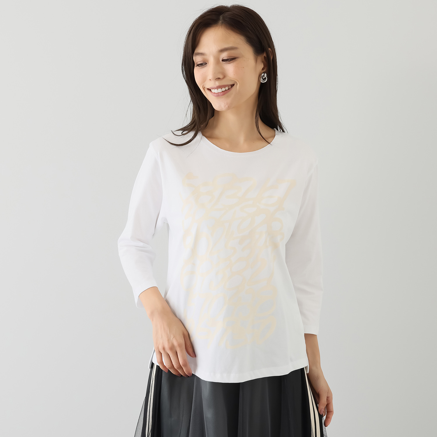 ウノ・ウノ・ドゥーエ ロゴＴシャツ （数字）