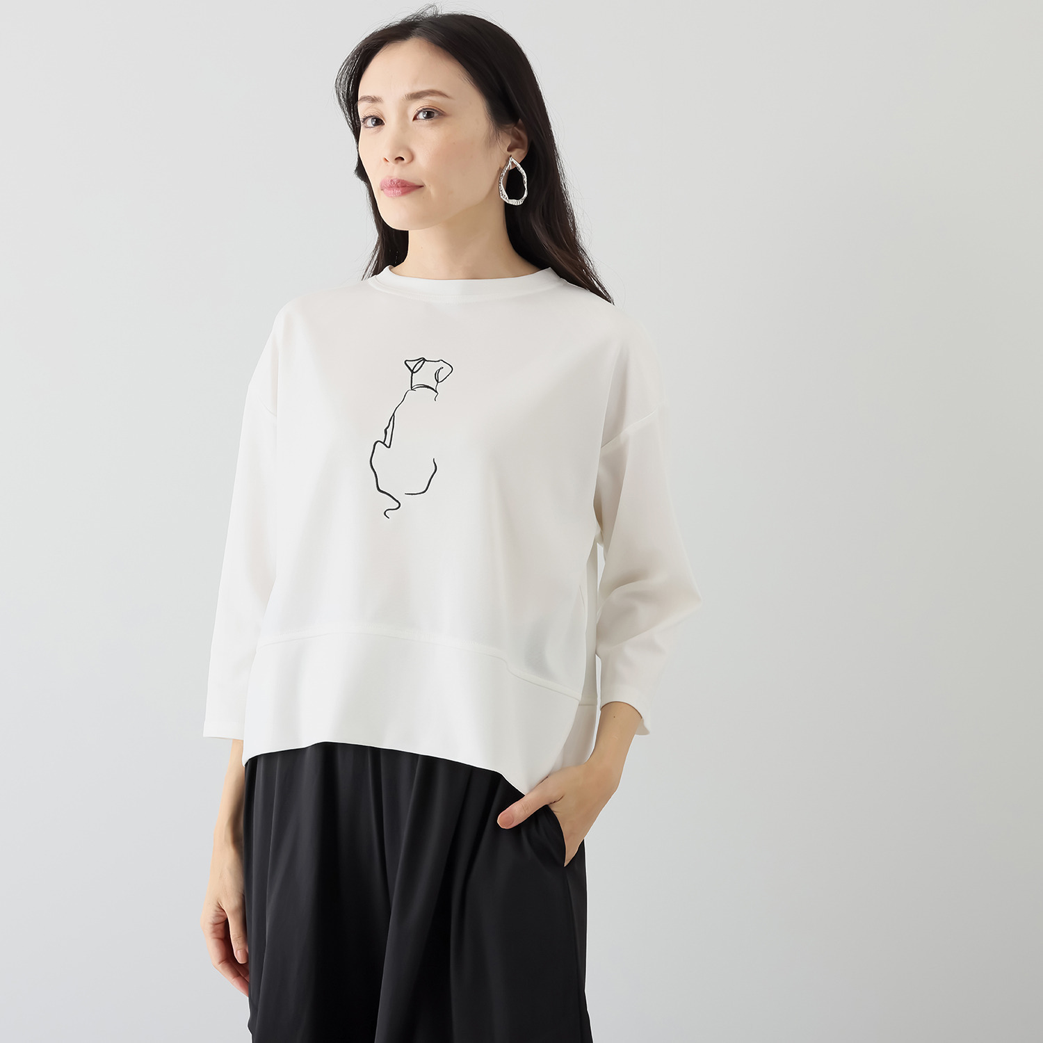 ベルポニー 刺しゅう加工入り ゆったりシルエット ジャージプルオーバー