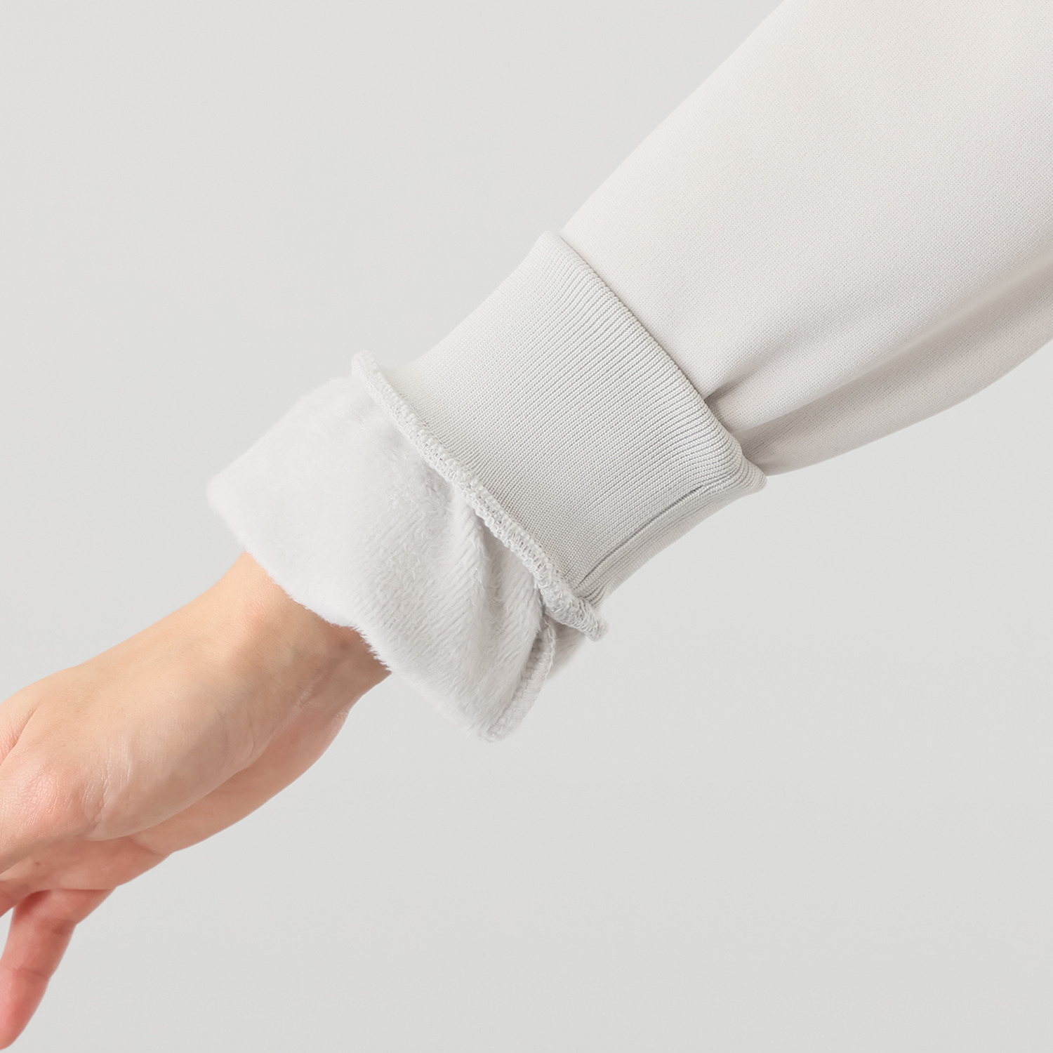 フィラ 裏起毛 モックネックシャツ