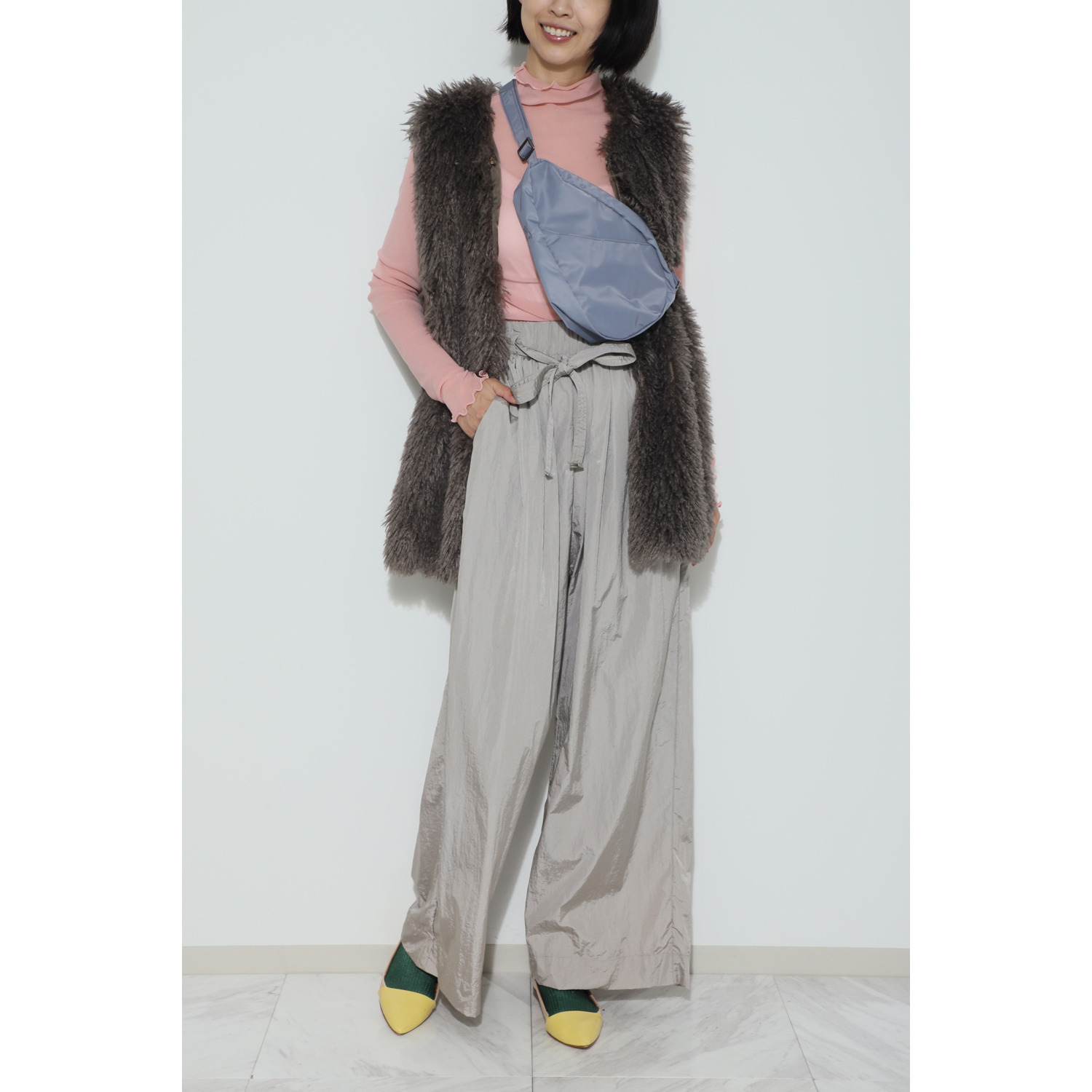 ヘルシーバックバッグ はっ水 リサイクルナイロン スリングバッグ