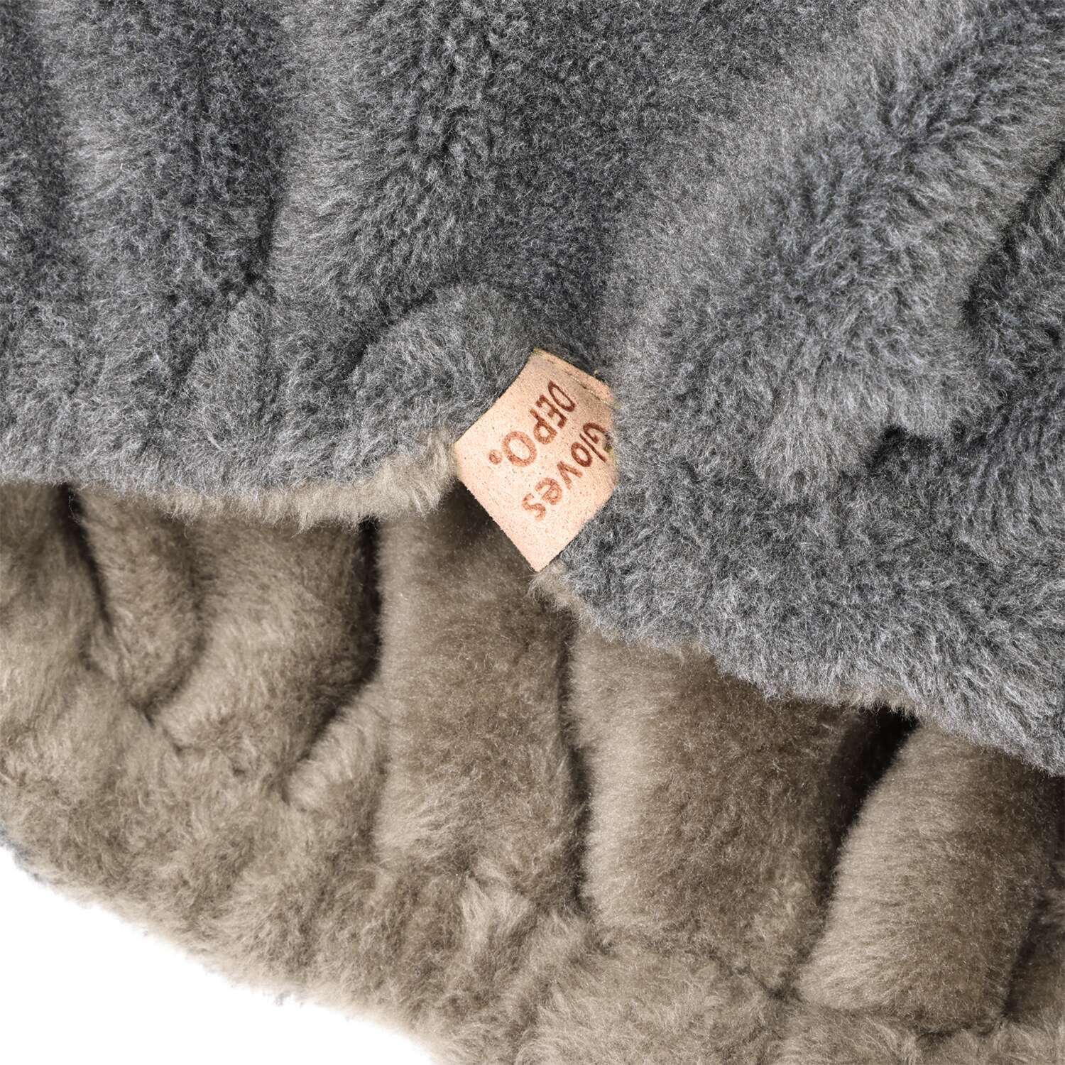 グローブデポ ストレッチベロア生地 指出る手袋とベレー帽＆ ショートマフラー ３点セット