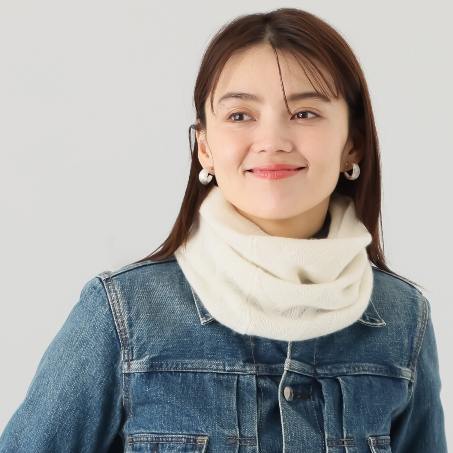 ティエドゥール 内モンゴル産 アルバスカシミヤ１００％ タック柄ふんわりスヌード