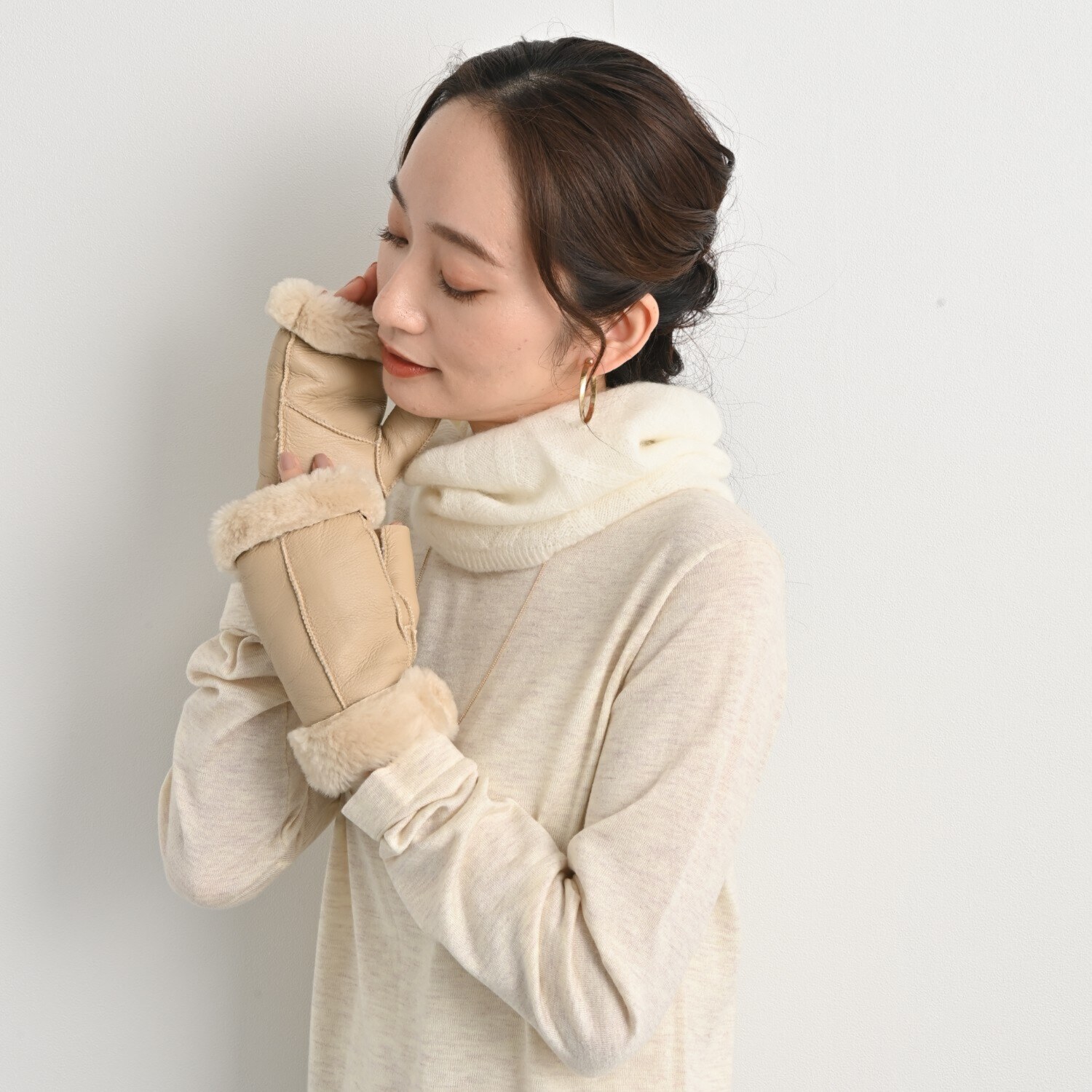 ティエドゥール 柔らかムートン 指出しグローブ