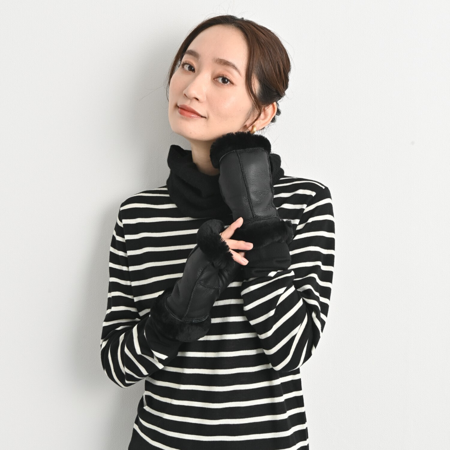 ティエドゥール 柔らかムートン 指出しグローブ