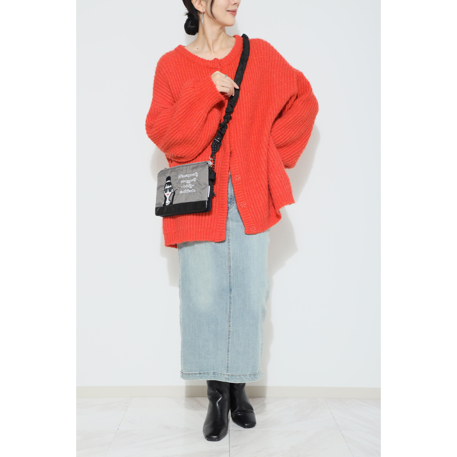 ハッピーフェイス くしゅくしゅストラップ ショルダーバッグ