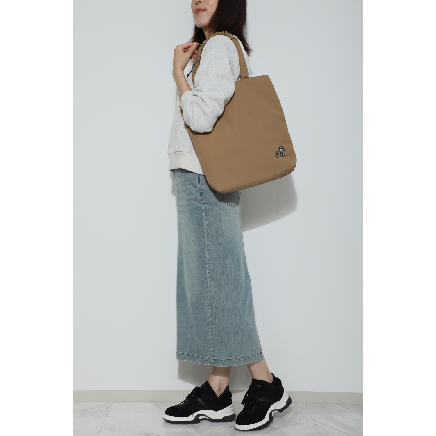 リトル　バッド　ウルフ 刺しゅうトートバッグ＆ 保冷バッグセット