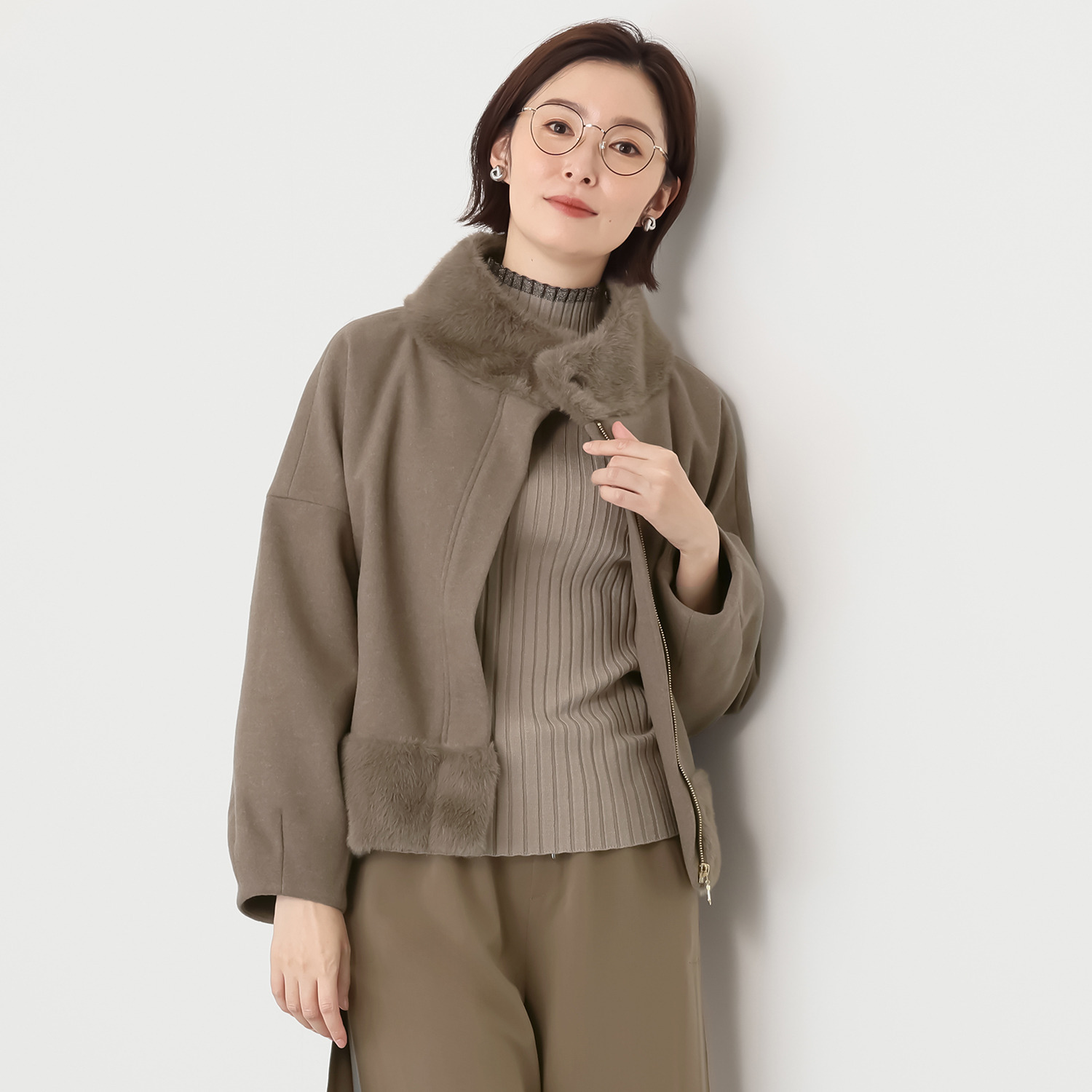 ラヴィーコンフォート ミンク調エコファー＆ ウールライクフラノＭＩＸ エレガントでガーリーな ジャケット