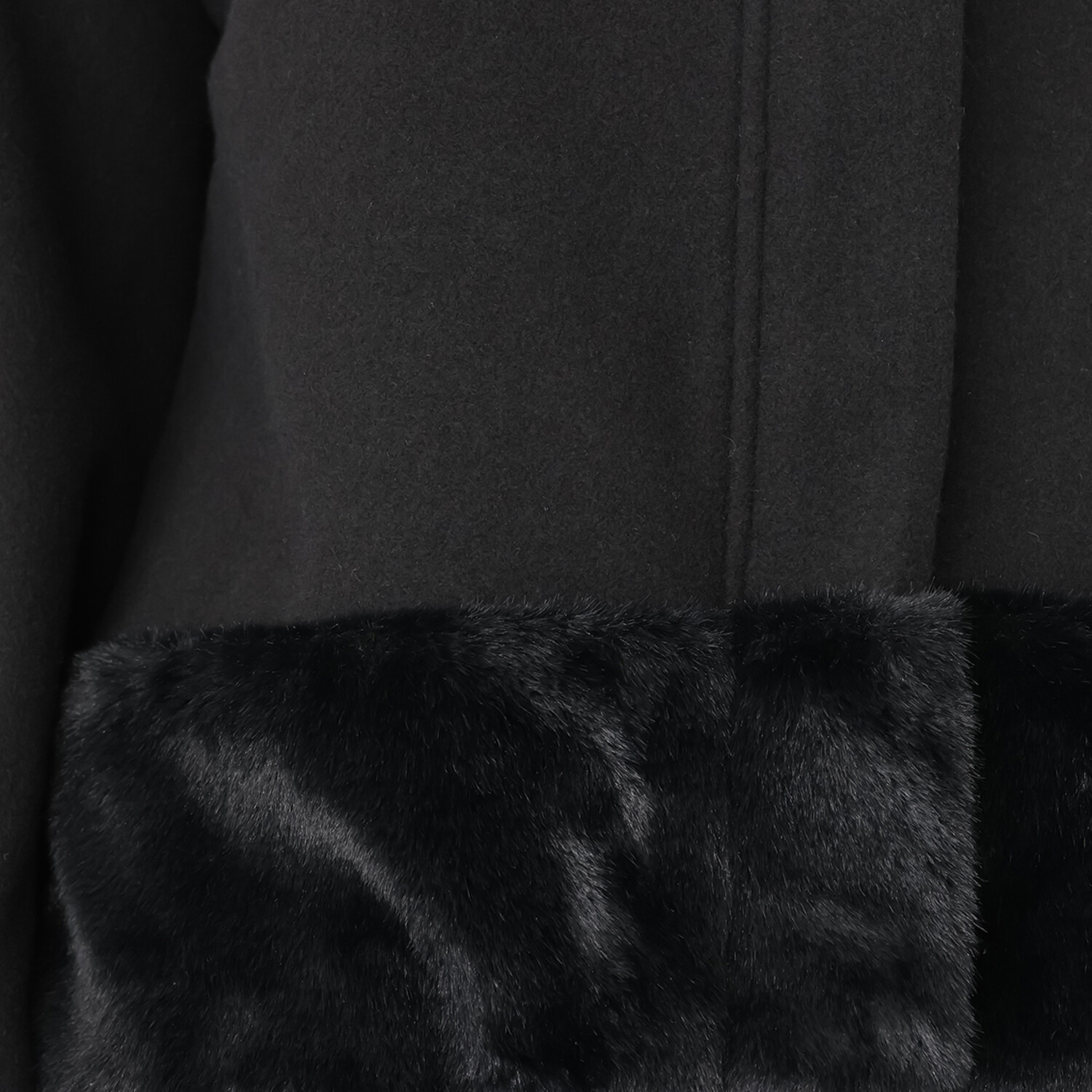 ラヴィーコンフォート ミンク調エコファー＆ ウールライクフラノＭＩＸ エレガントでガーリーな ジャケット