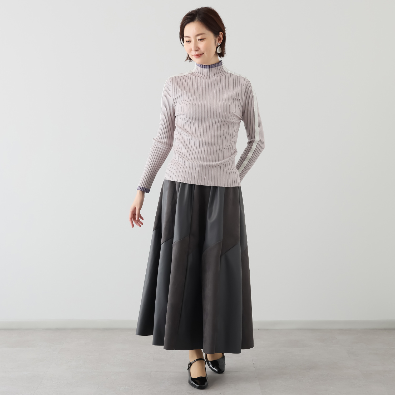 ラヴィーコンフォート 吸湿発熱 ラメ＆配色ポイント 冬の定番 リブニット ハイネックプルオーバー