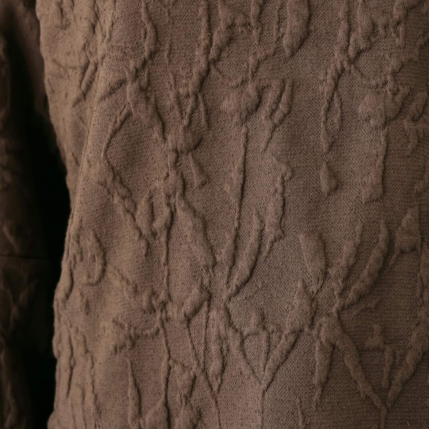 ラヴィーコンフォート 立体ジャガードがポイント 裾切り替え＆ リブ編アクセント ガーリープルオーバー