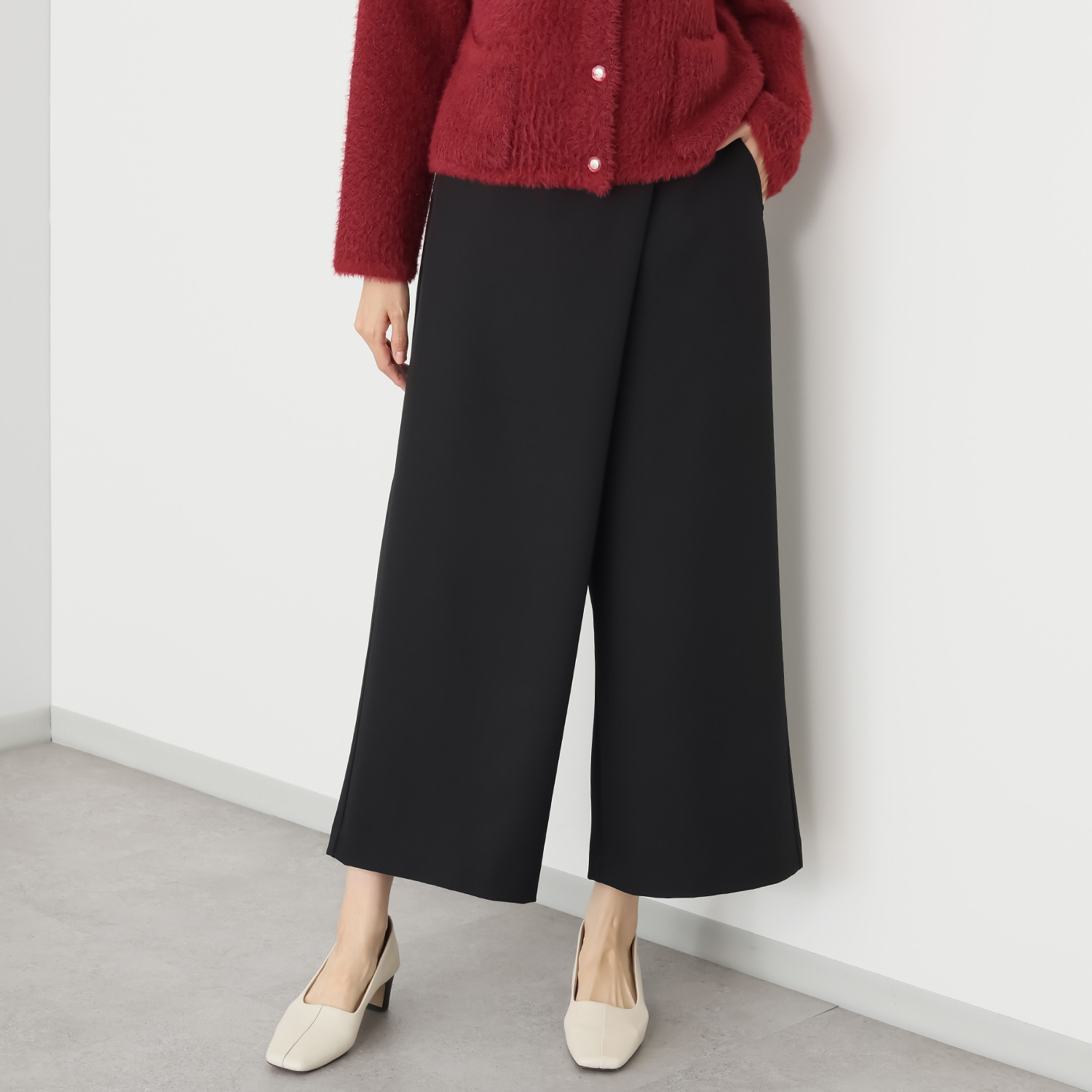 エル　ステュディオ ラップ風 ワイドパンツ