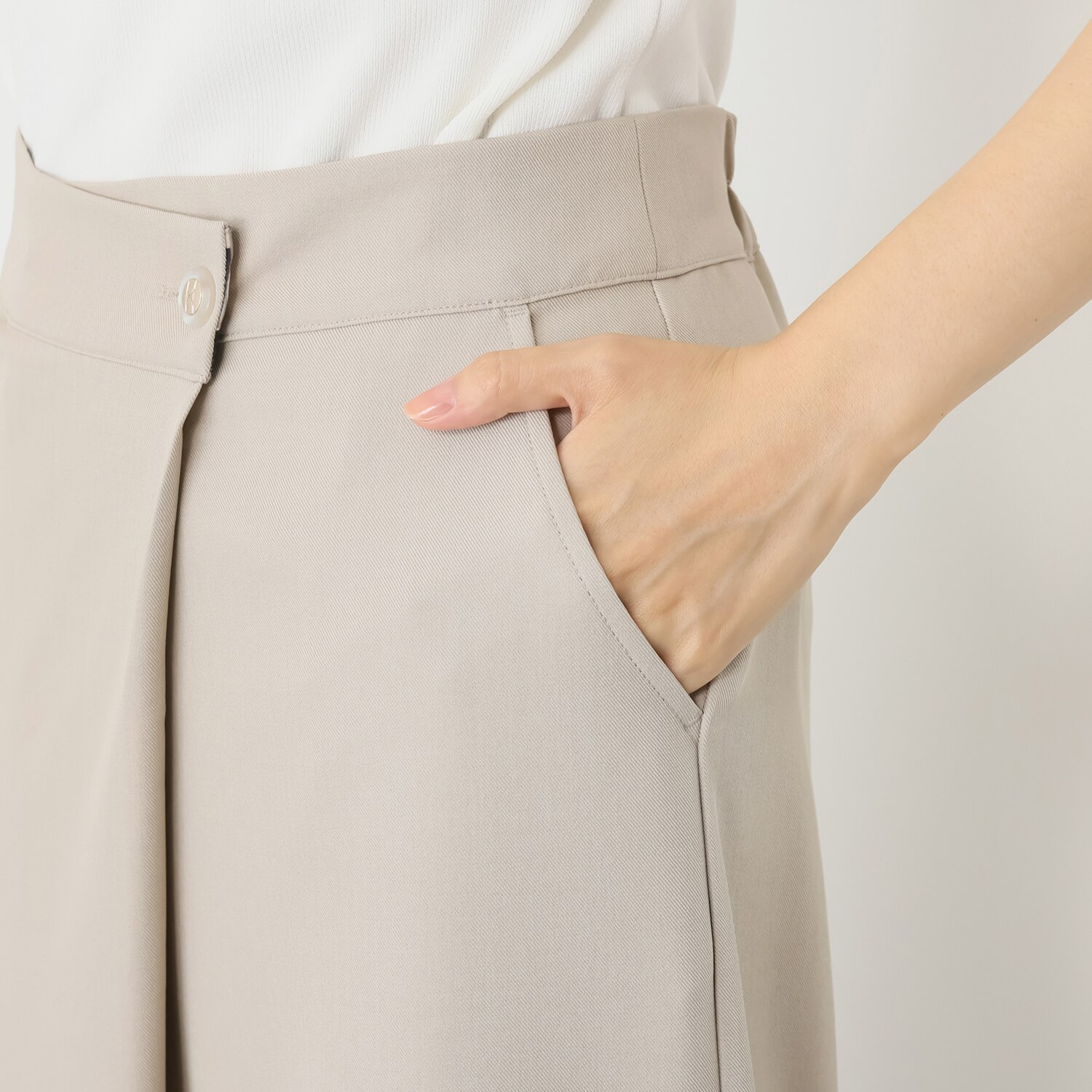 エル　ステュディオ ラップ風 ワイドパンツ