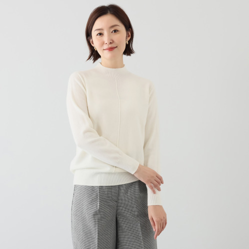 ポルトゥヴィーダ　ウォッシャブル　ウール１００％　無縫製ニット　ハイネックプルオーバー