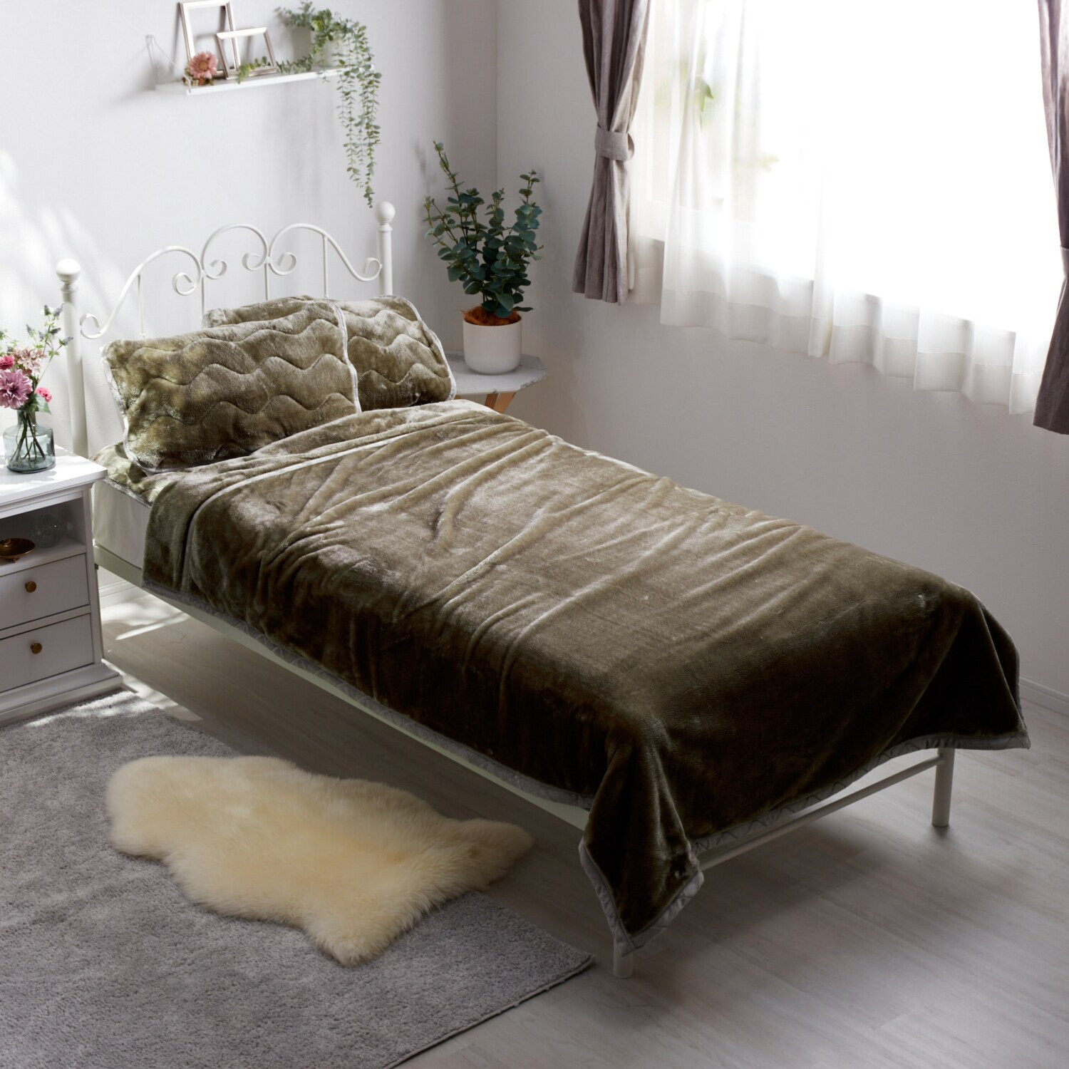 モリリン 凄暖 アルミ蒸着蓄熱シート入り ふっくらやわらか贅沢毛布 ＜ダブル＞