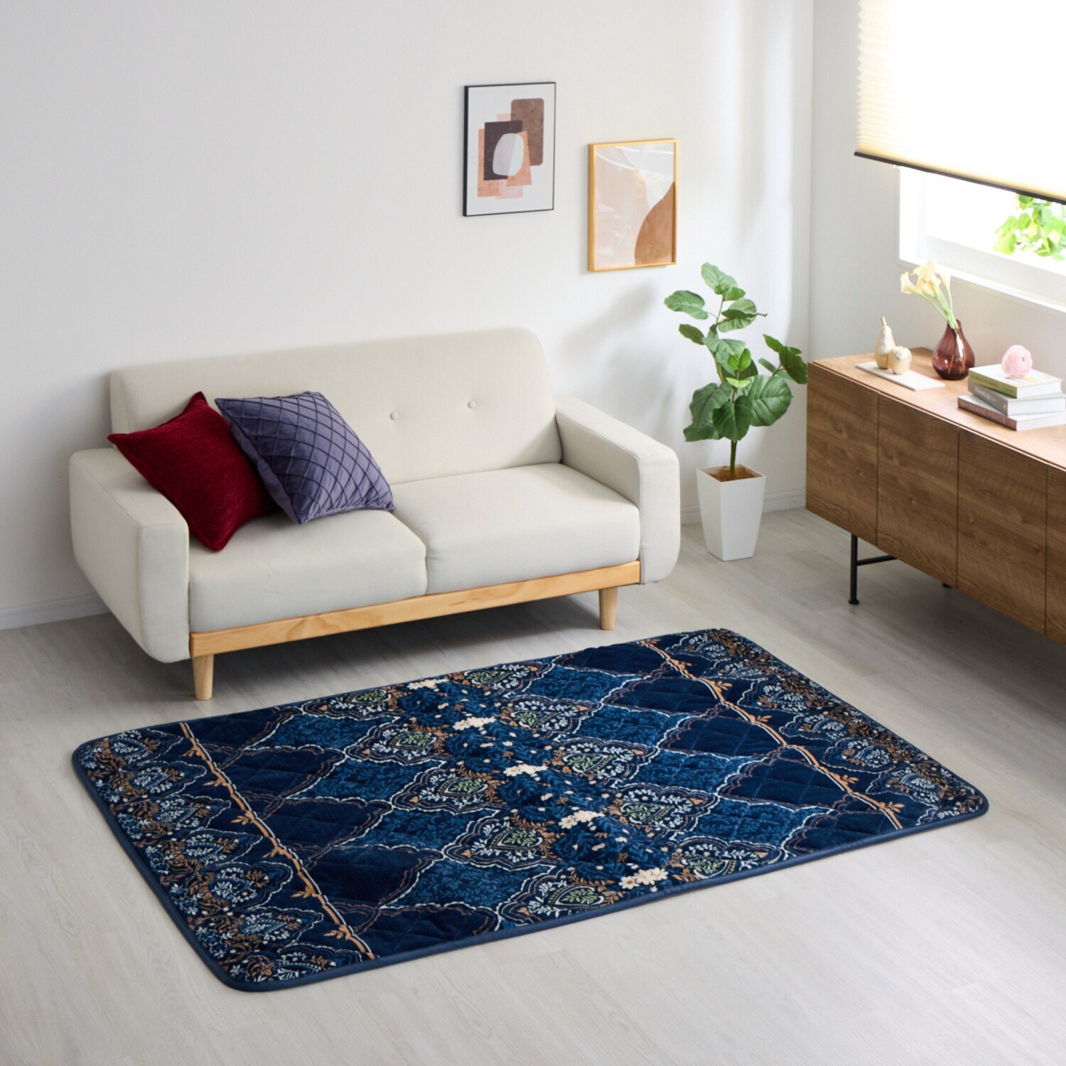 モリリンＷＯＭＡ 多層構造で暖か！ アルミ蒸着シート入り 洗えるぽかぽか ふっくらラグ ＜１３０×１９０ｃｍ＞