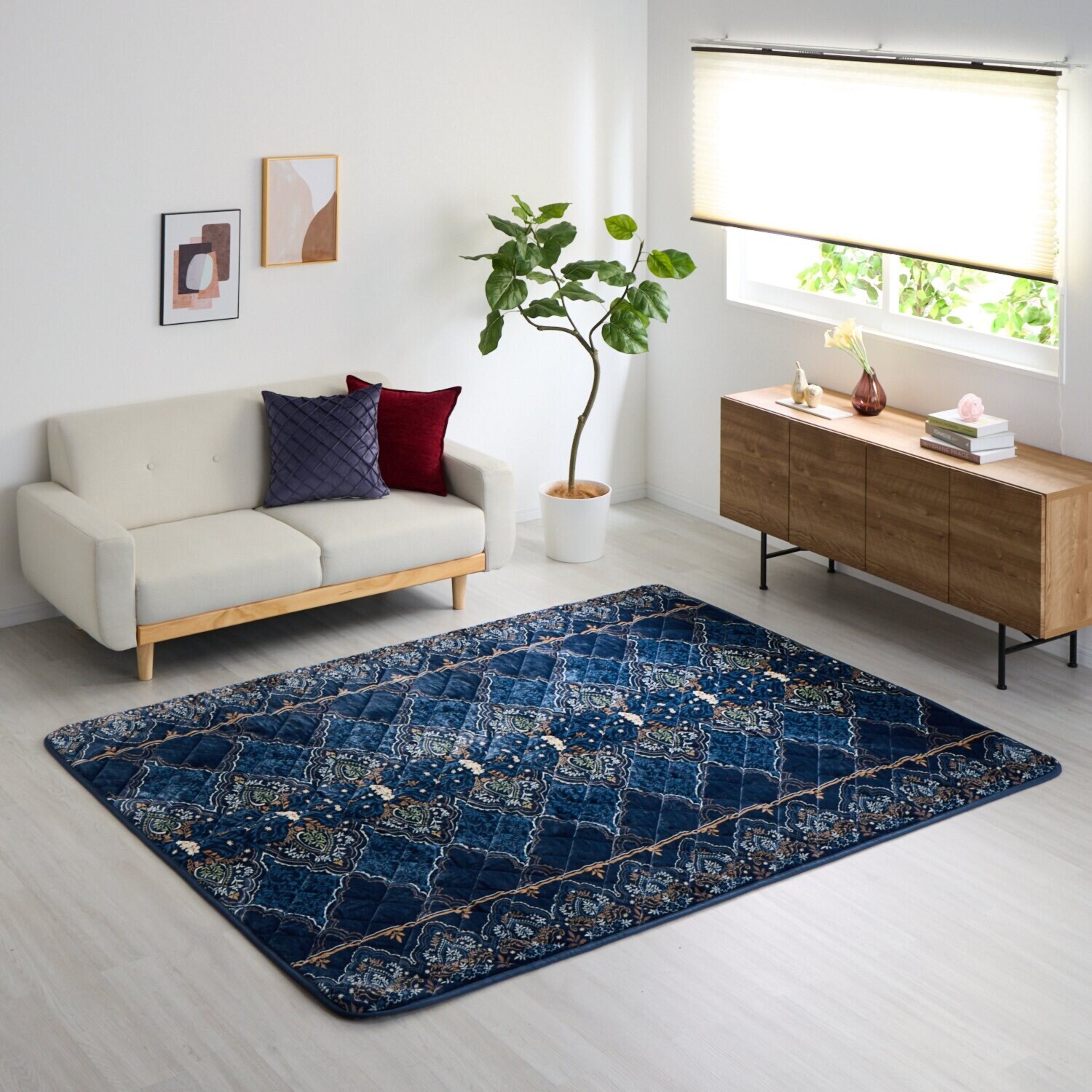 モリリンＷＯＭＡ 多層構造で暖か！ アルミ蒸着シート入り 洗えるぽかぽか ふっくらラグ ＜１９０×２４０ｃｍ＞