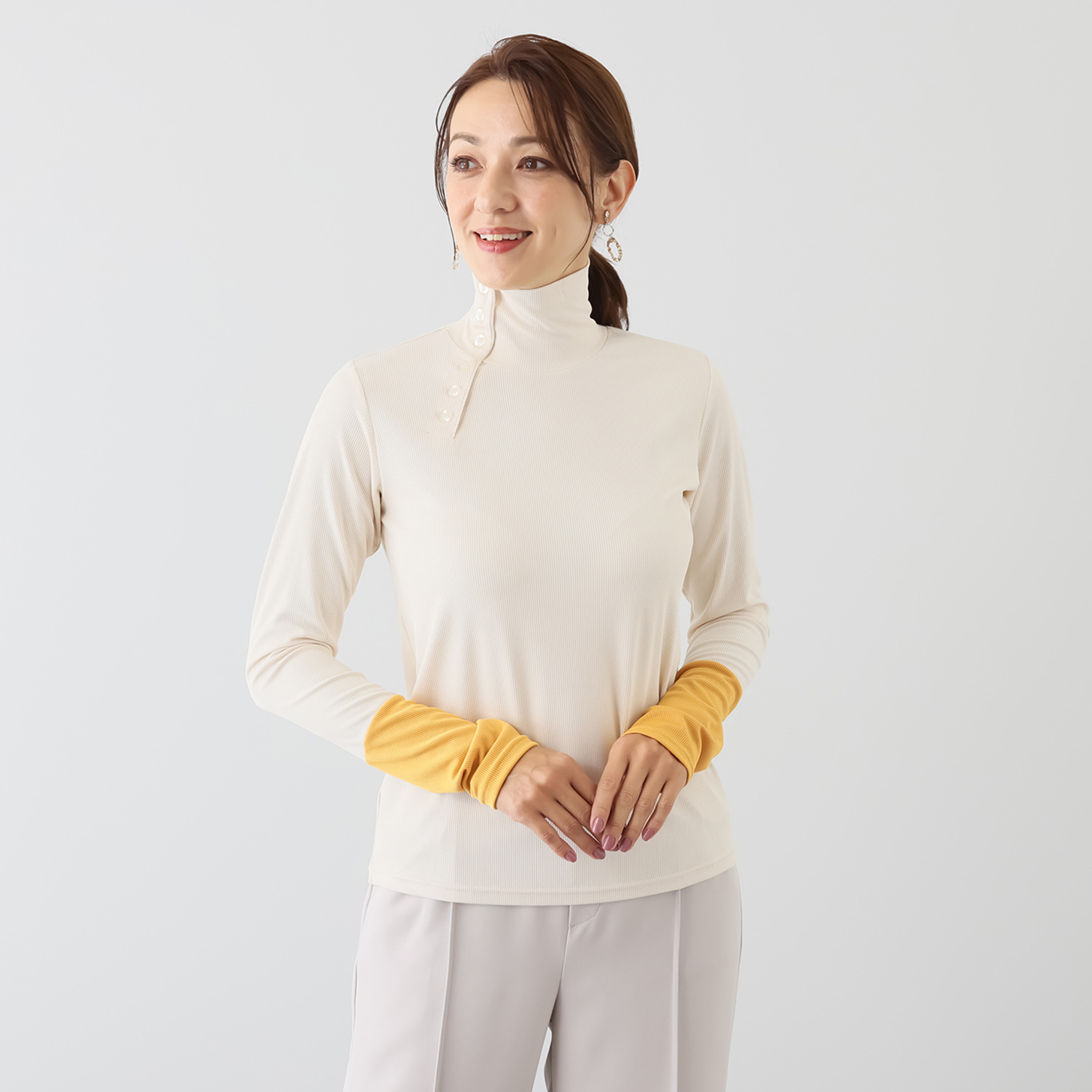 コースタルドライブ バイカラー ハイネックプルオーバー