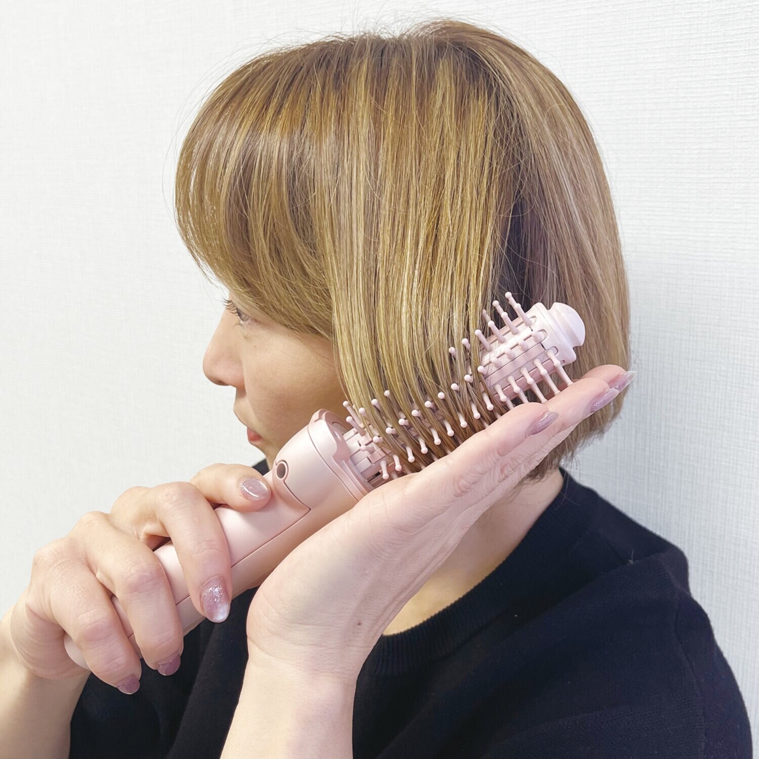 イングレイス　ヴェレナ 根元の立ち上げも スタイリングもおまかせ！ コードレス ロールヘアブラシアイロン イージーカールプロ ＭＢＷ００１Ａ