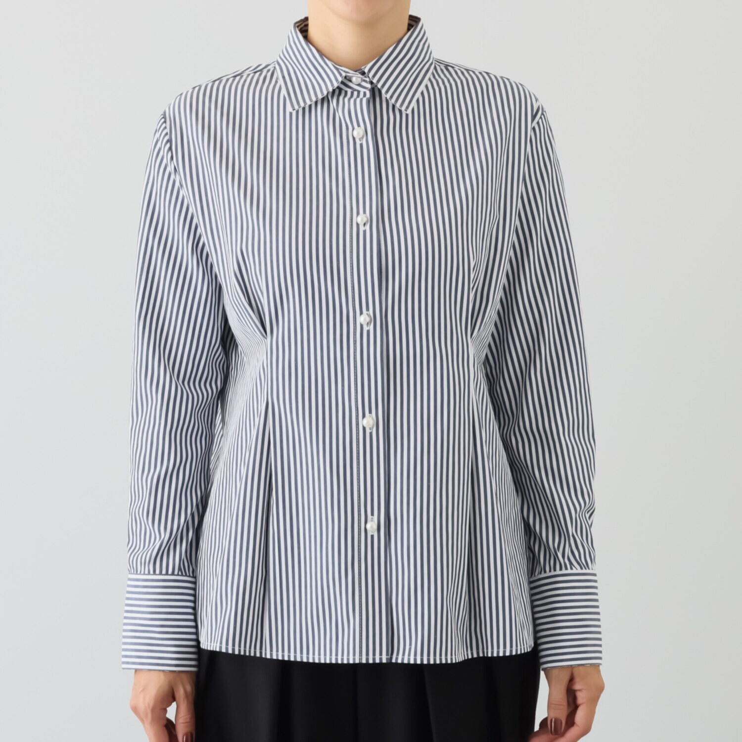 アンブリエ ロングカフス レースアレンジシャツ