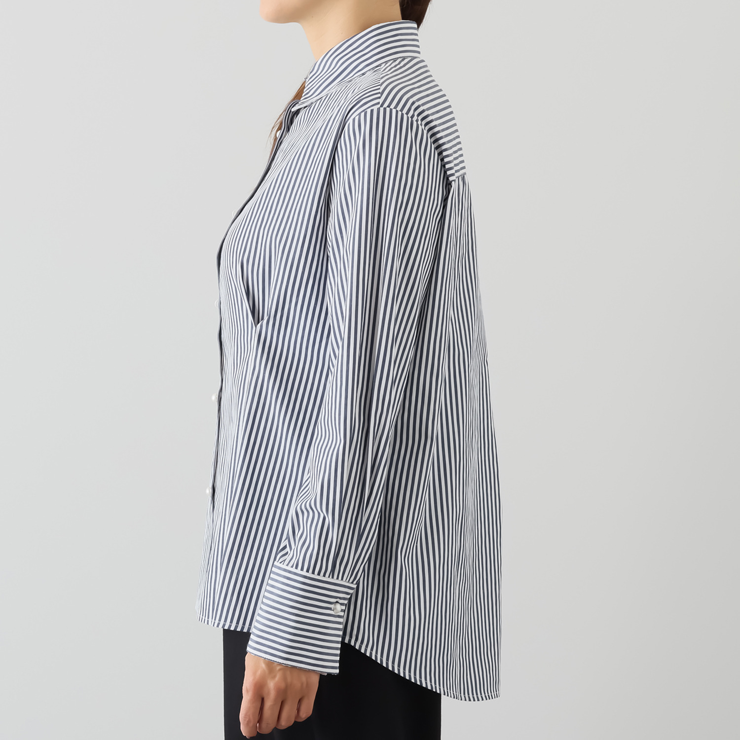 アンブリエ ロングカフス レースアレンジシャツ