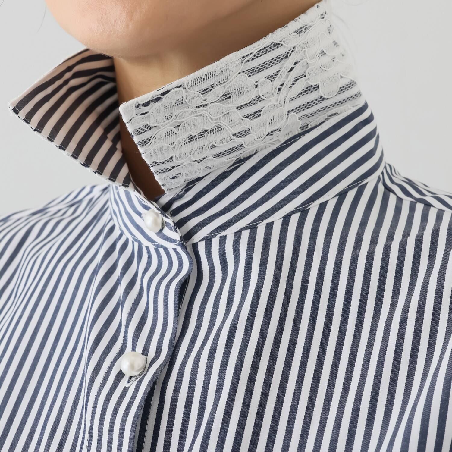 アンブリエ ロングカフス レースアレンジシャツ