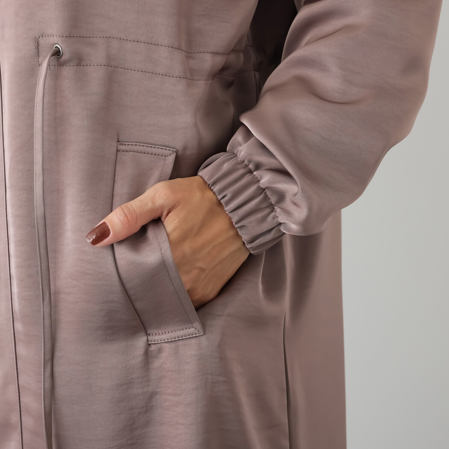 アンブリエ ヴィンテージサテン ドローストリング ロングコート