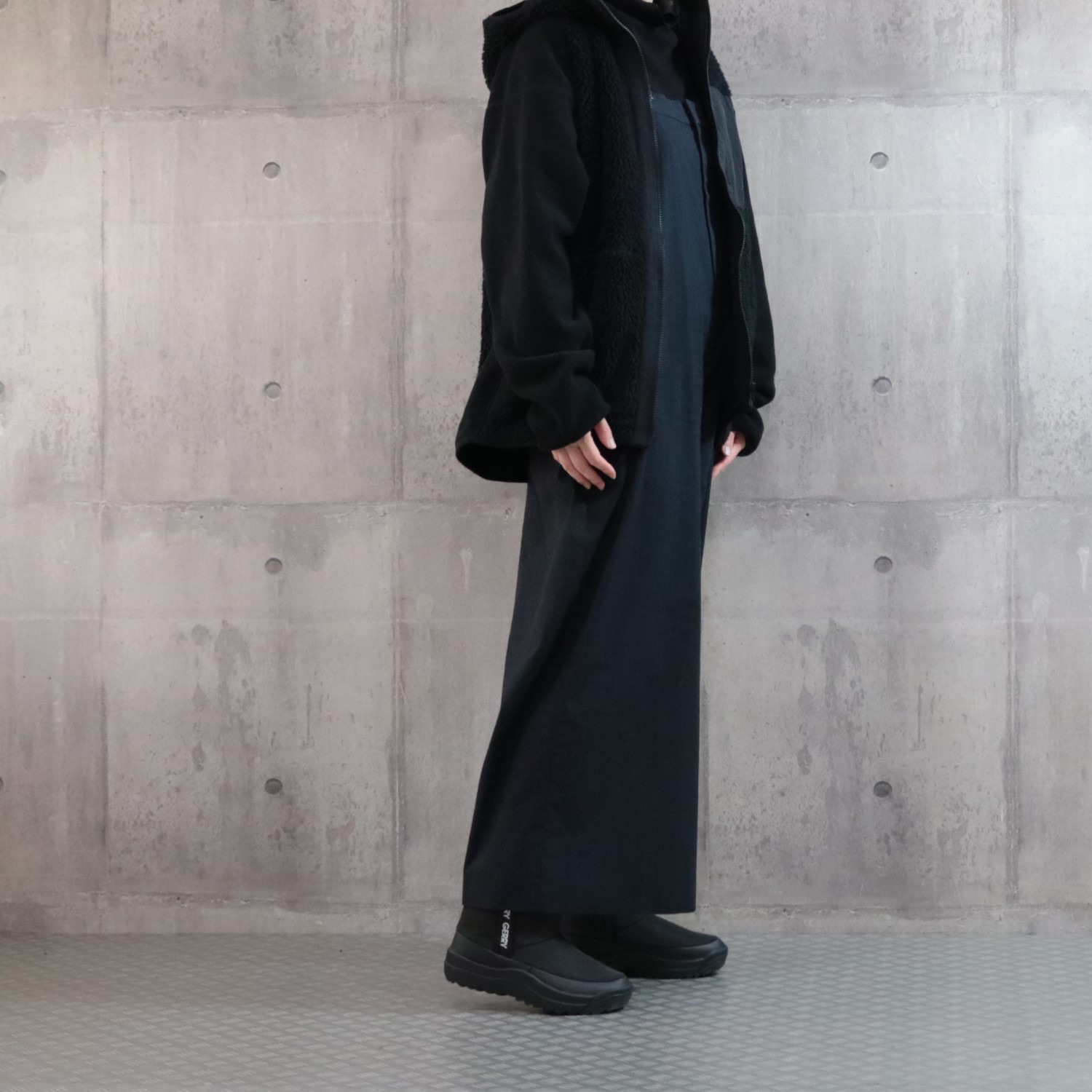 ＧＥＲＲＹ 防水・はっ水 Ｗファスナーになった！ スパイク付ショートブーツ