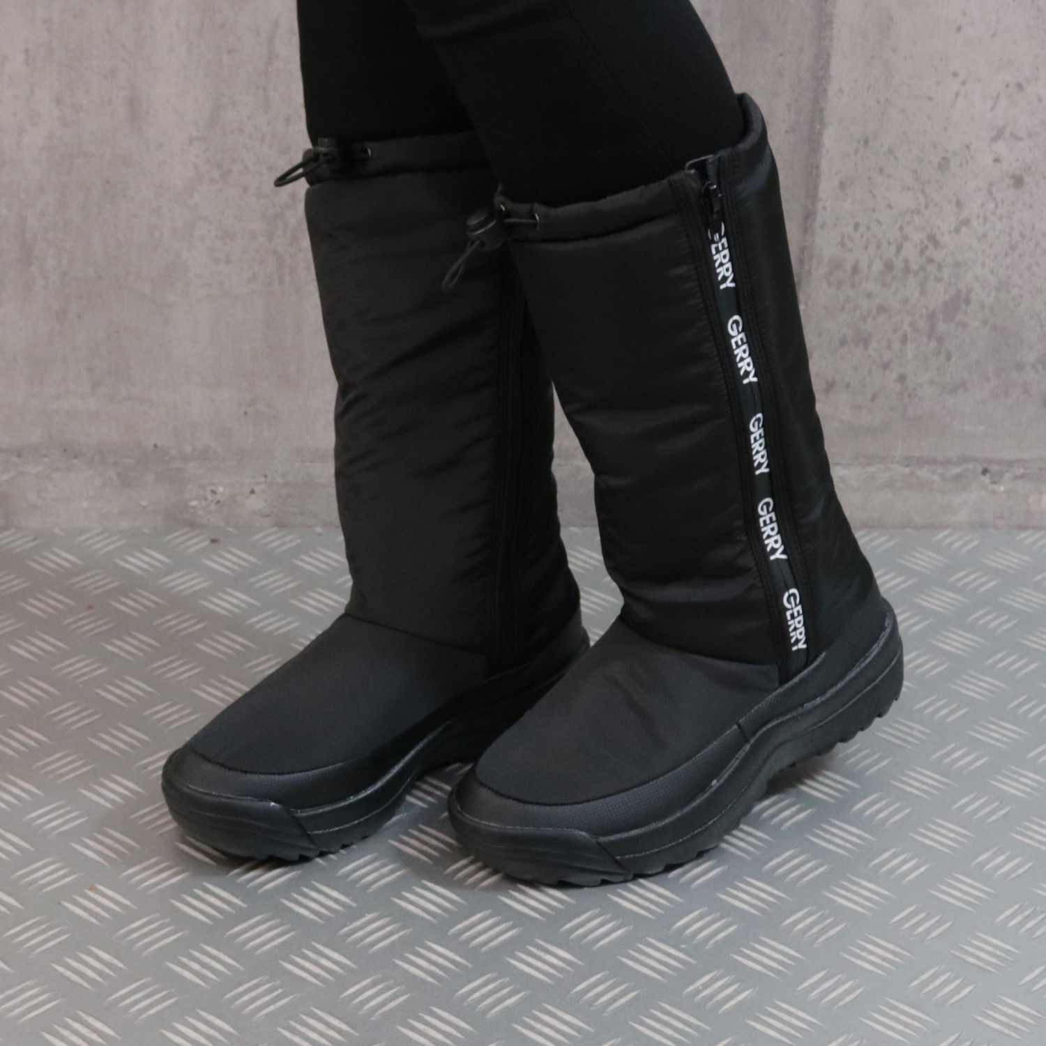 ＧＥＲＲＹ 防水・はっ水 Ｗファスナーになった！ スパイク付ロングブーツ
