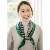 ヘ・エラ シルク１００％ 簡単・おしゃれ アレンジ幅が広がる！ 菱形スカーフ