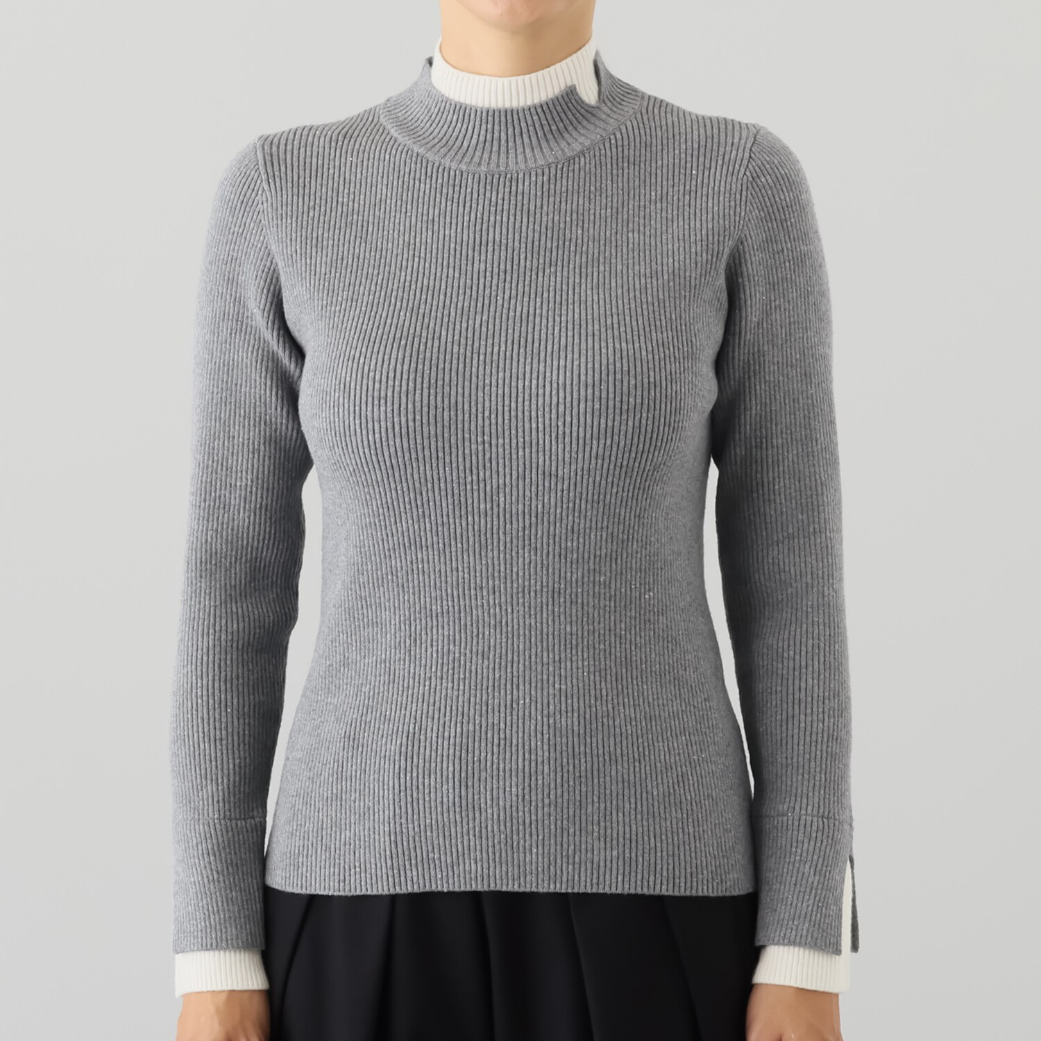 アンブリエ スパンコールニット 配色プルオーバー