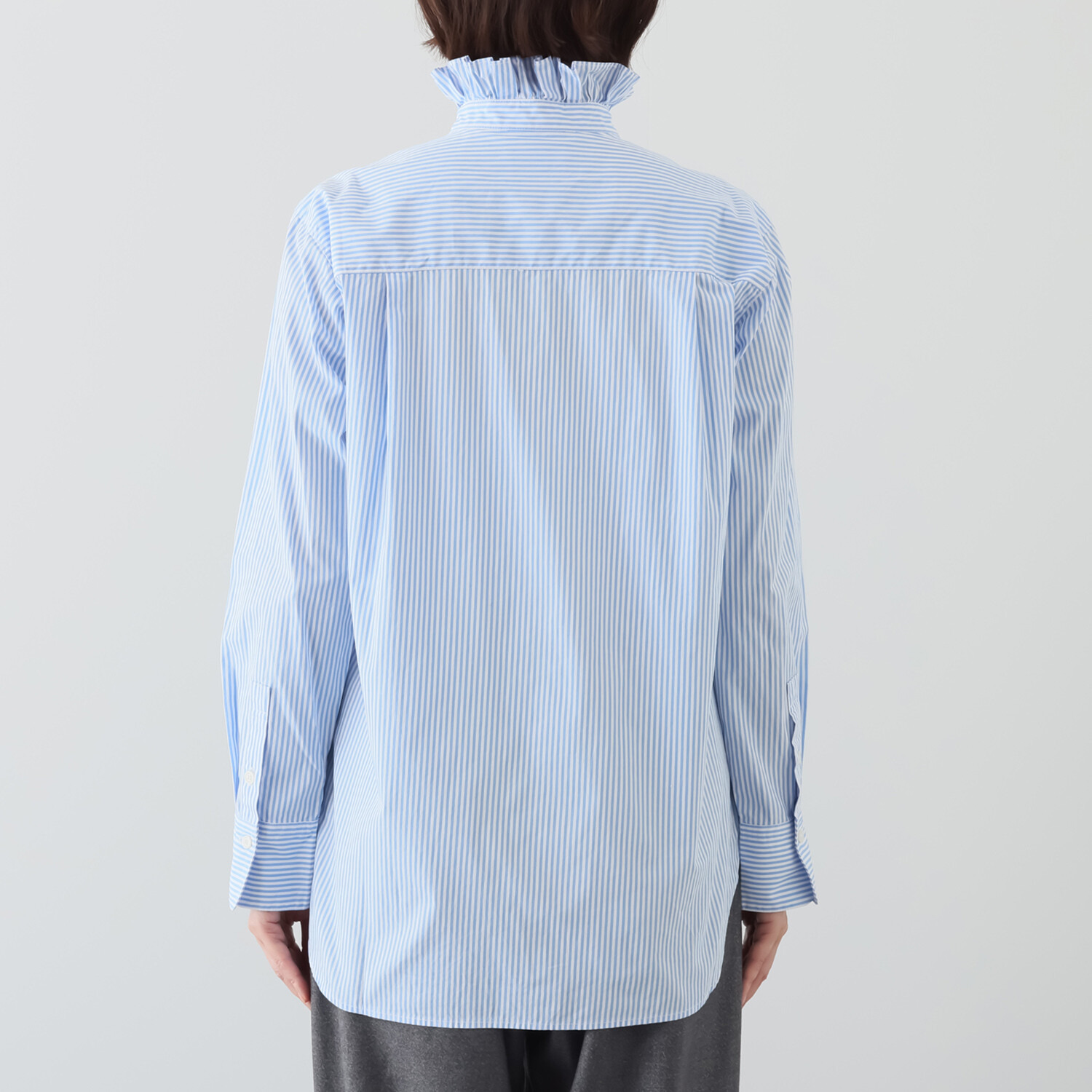 オトナノクラシ カッコいい 大人のフリルシャツ