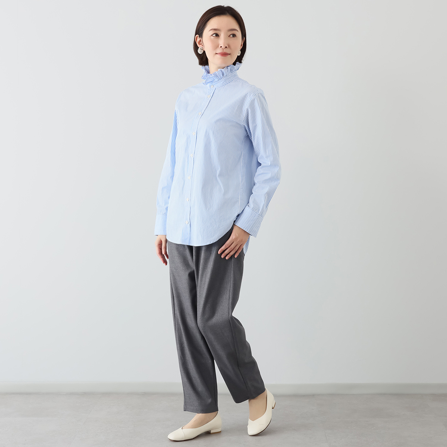 オトナノクラシ カッコいい 大人のフリルシャツ