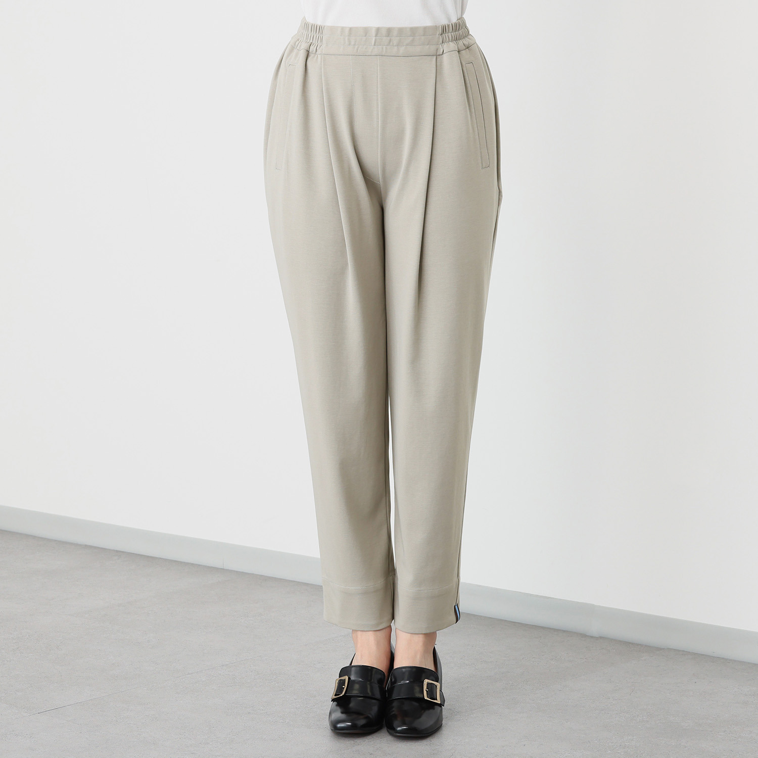 ホリーズ　アズ コンフォートパンツ